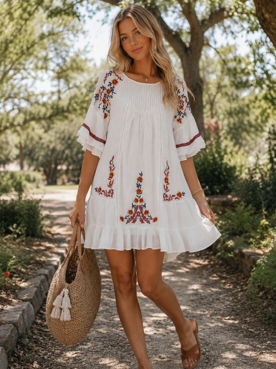 Free People Dresses & Skirts - Free People Women's White Pavlo Floral Embroidery Ruffle Mini Dress 8244